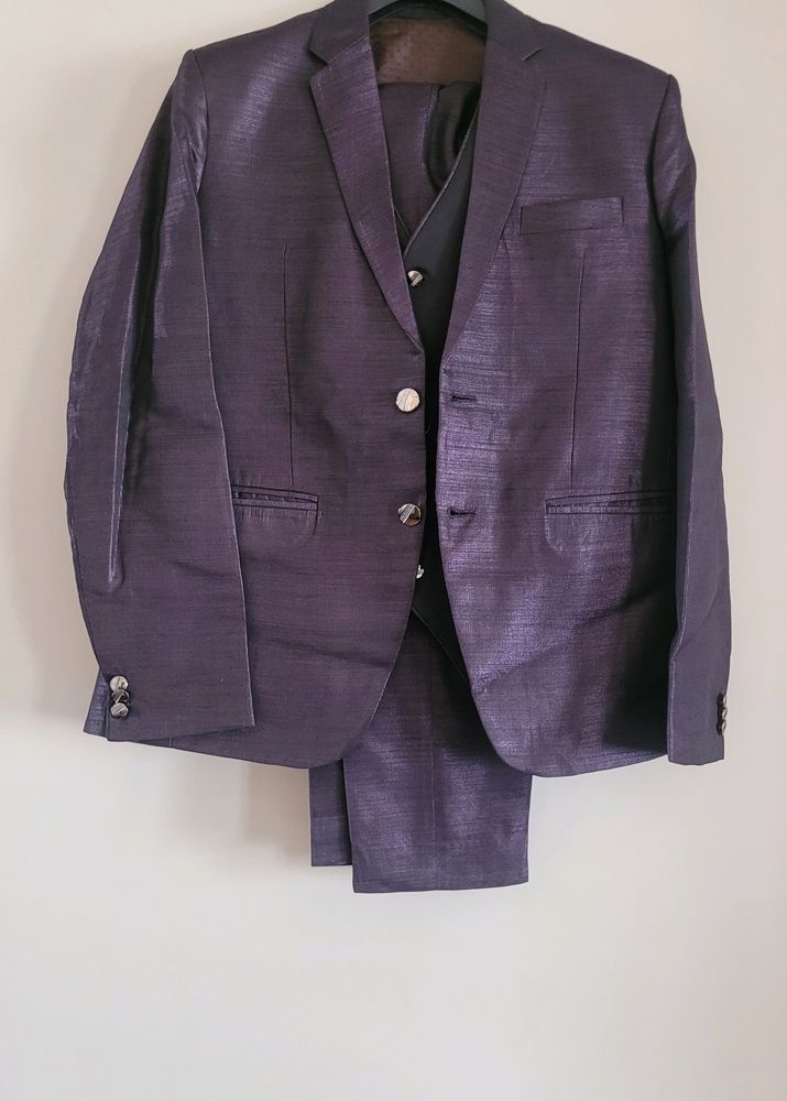 Last Price 3 Piece Suit