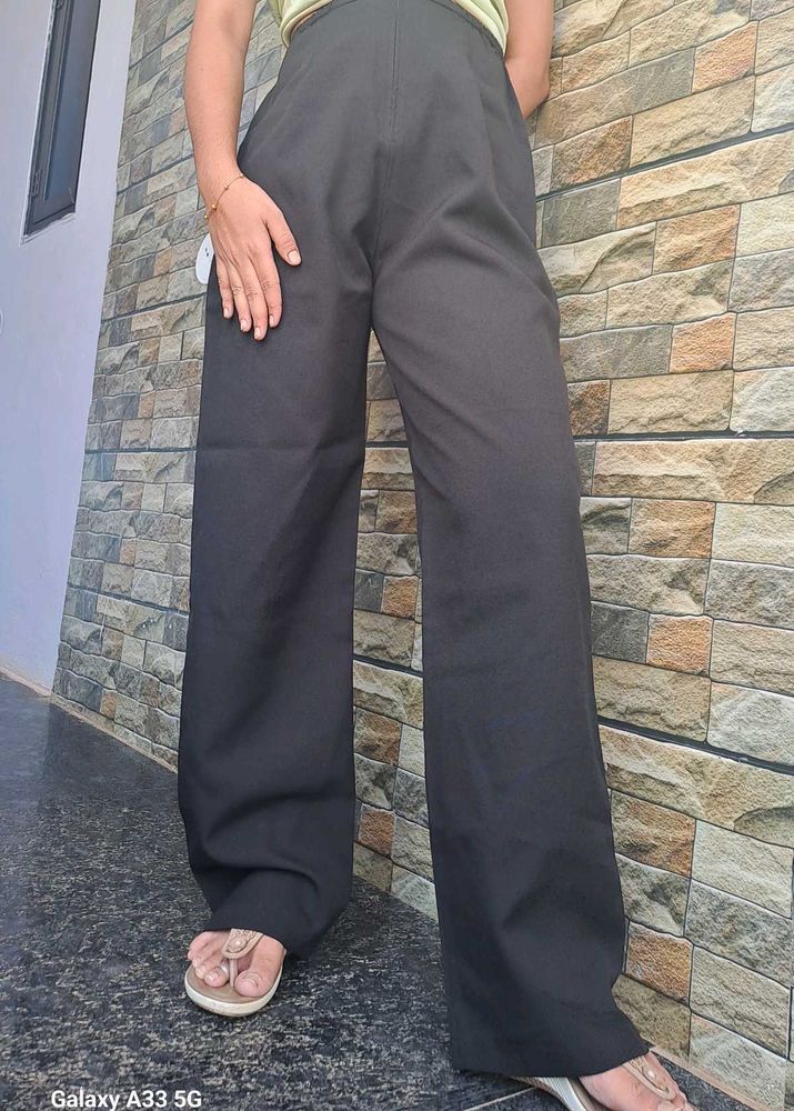 Wide Leg Black Pants - 26