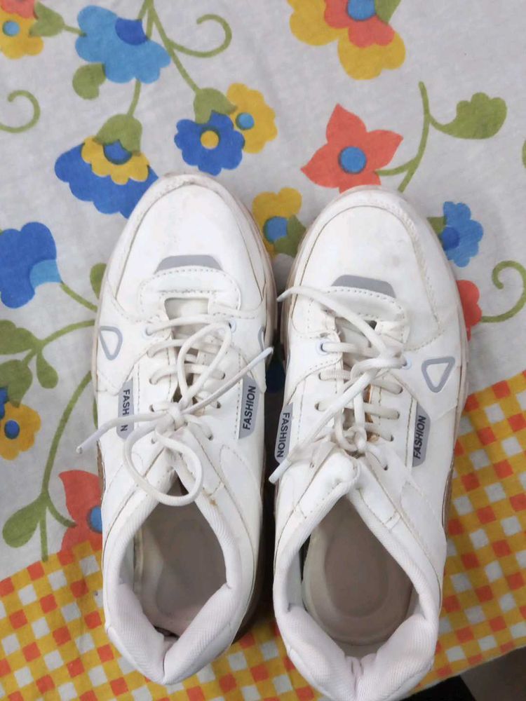 White Fashion Sneakers