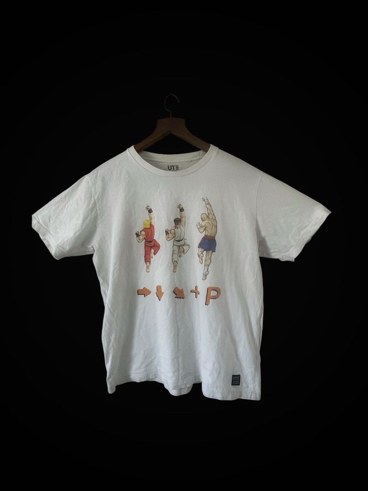 Vintage Uniqlo Capcom Game Print Shirt