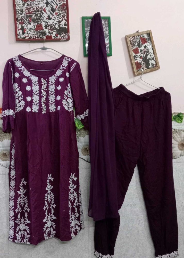 Embroidered Kurta Set