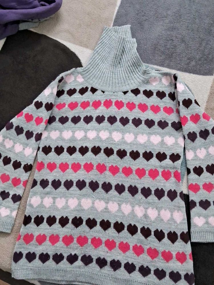 Heart Warm High Necked Cloth