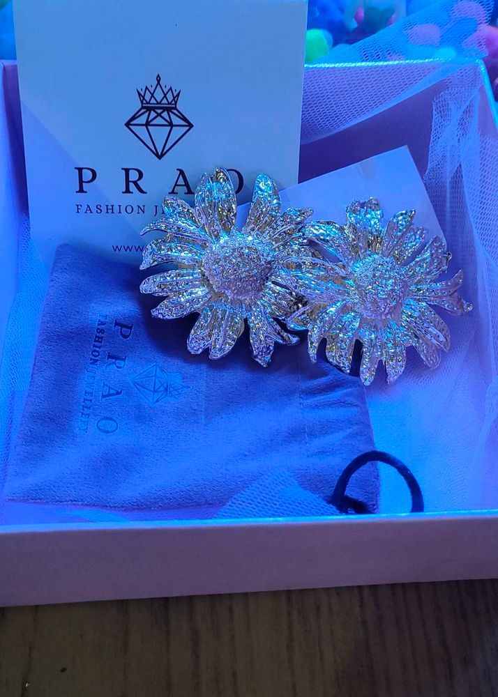 Pretty Flower Earrings