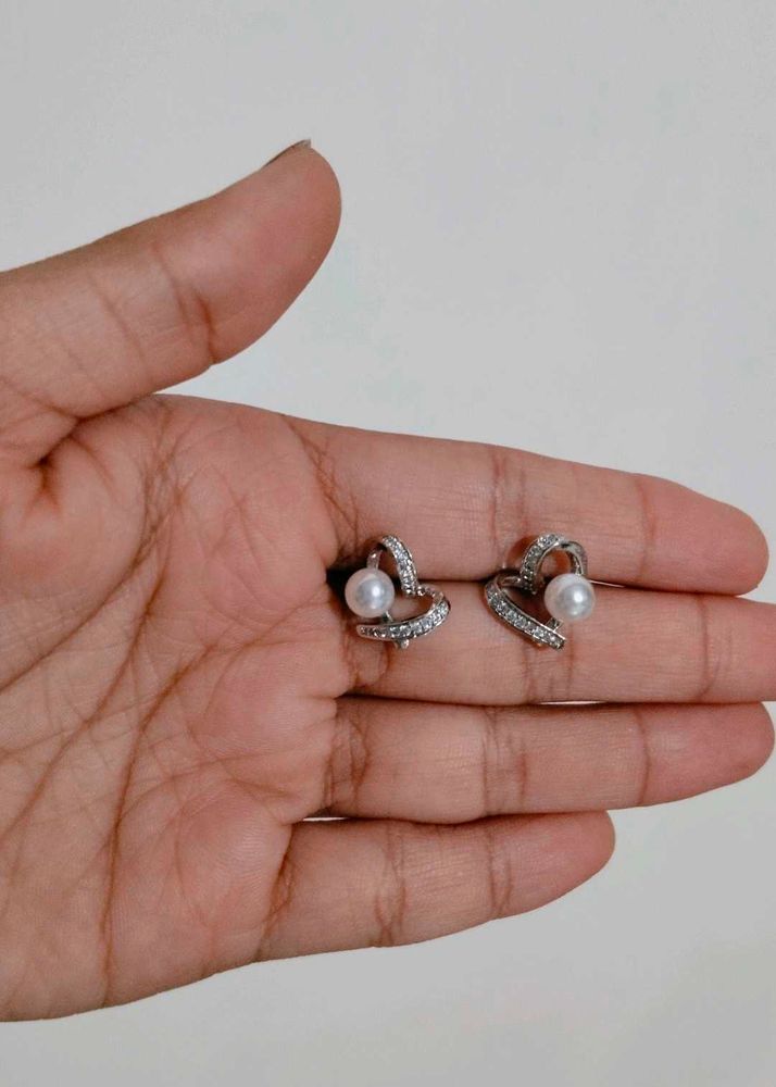 Heart Pearl Earrings