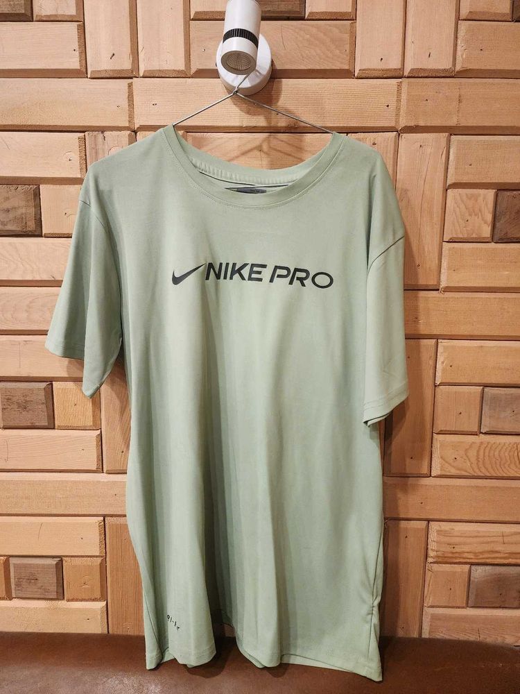 Nike Pro T-Shirt Copy