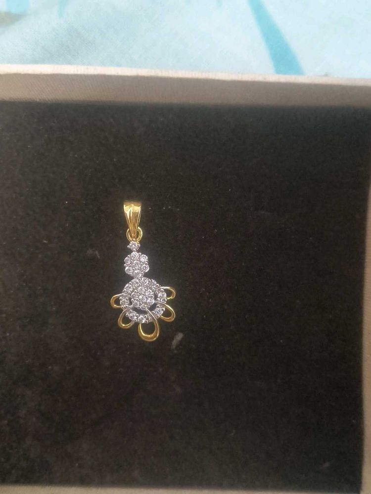Elegant Pendant