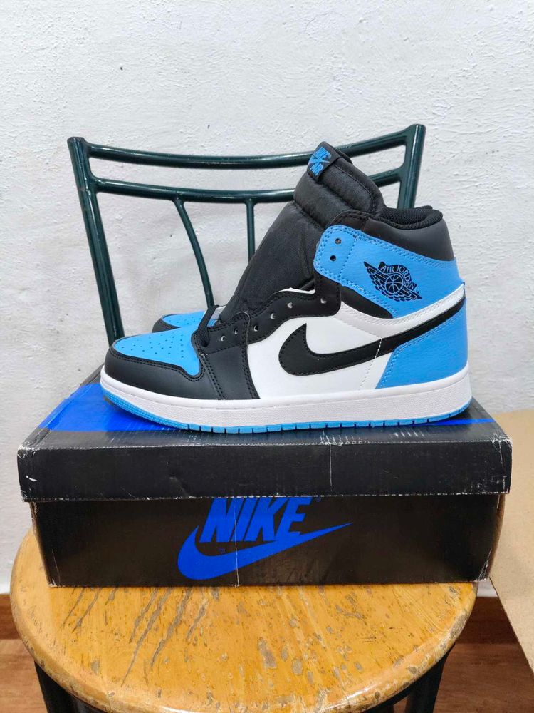 NIKE AIR JORDAN 1&#39;S RETRO HIGH &#34;UNC TOE&#34; UK7.5