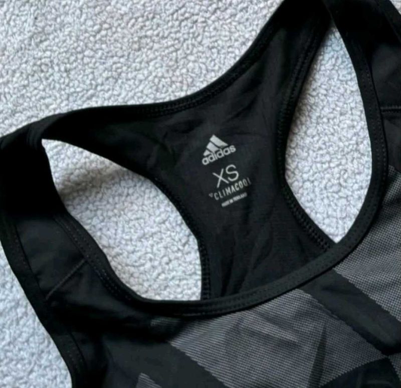 Adidas sports Bra - XS size