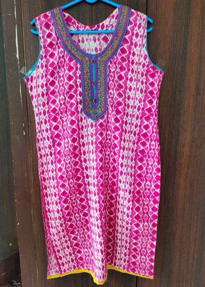 Sleeveless Pink Kurti With Beautiful Neck Detailin