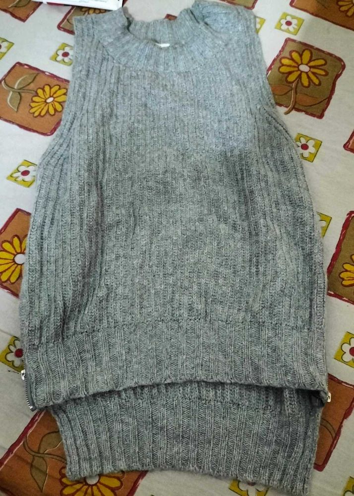 Sweater Sleeveless