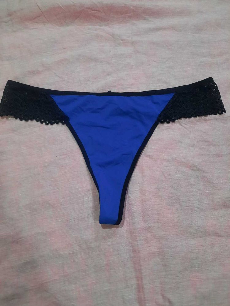 XXL Blue Lace Thong
