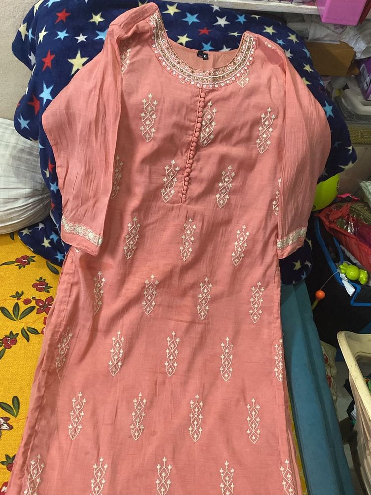 Designer Peach Embroidered Kurti With Dupatta