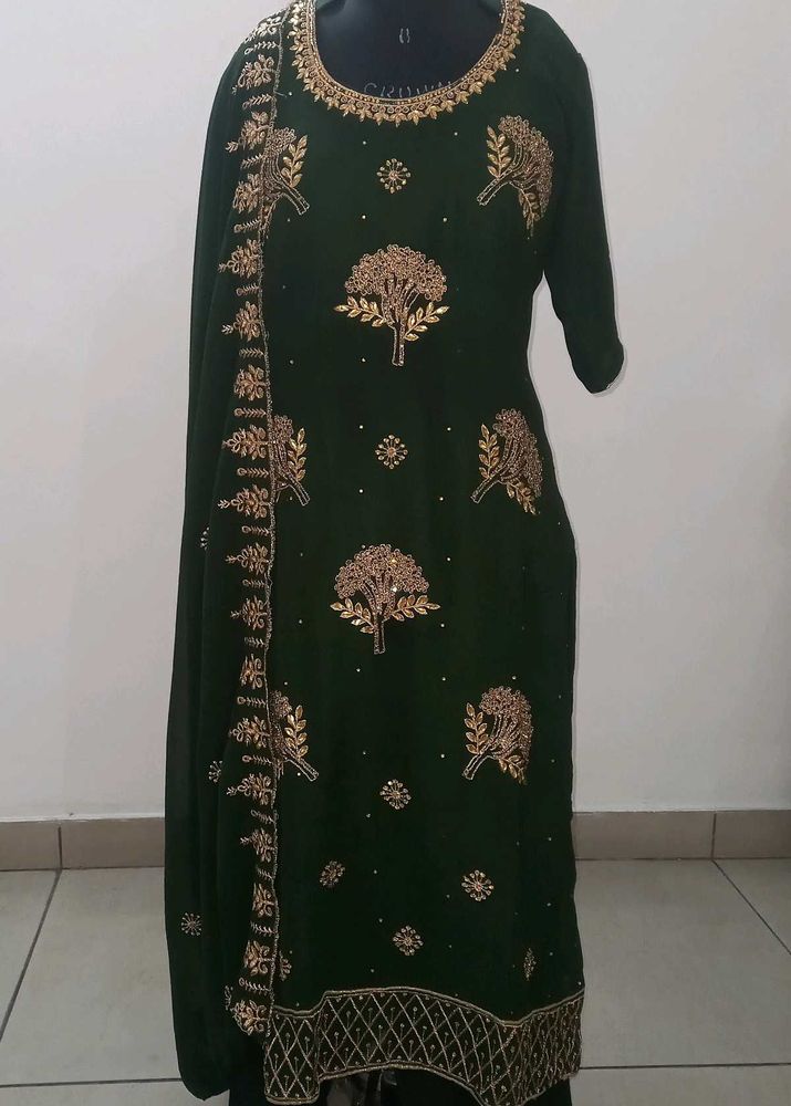 Elegant Green Suit With Pants