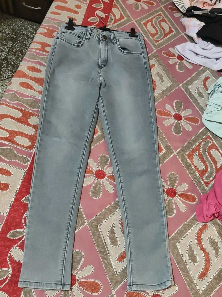 Light Wash Denim Jeans