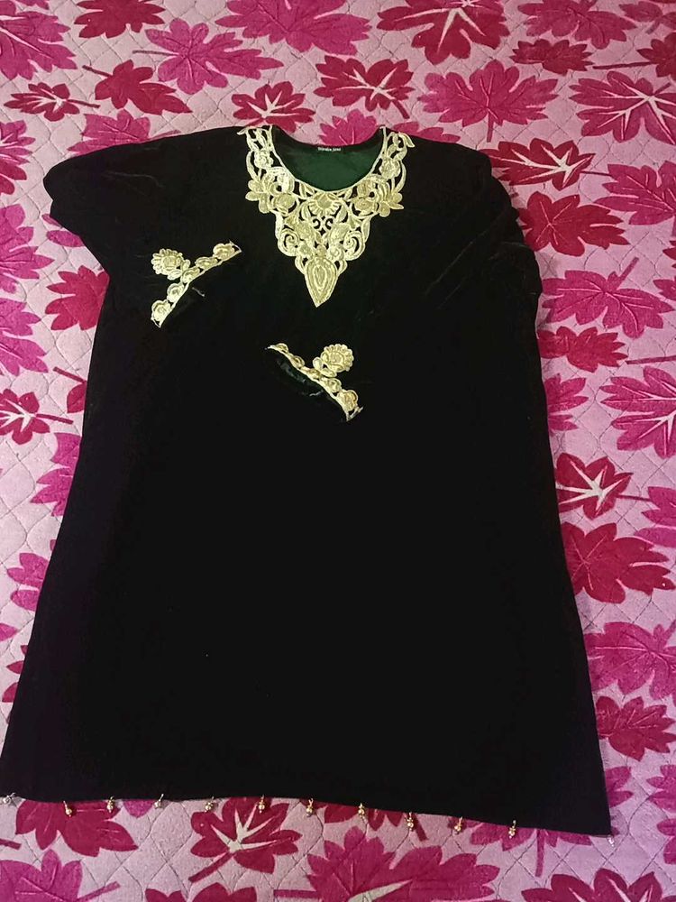 Boutique Stitch Kashmiri Pheran Kurta