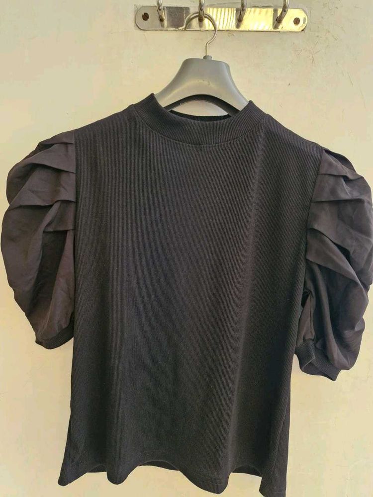 Stylish Puff Sleeve Top