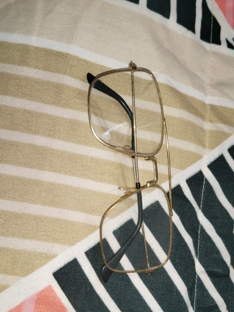 LUXURY GOLD FRAMED GLASSES