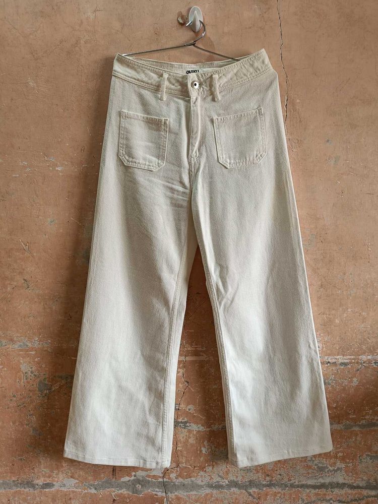 Outryt Wide Leg Jeans 🤍