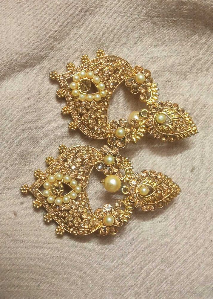 Gold Pearl Earrings