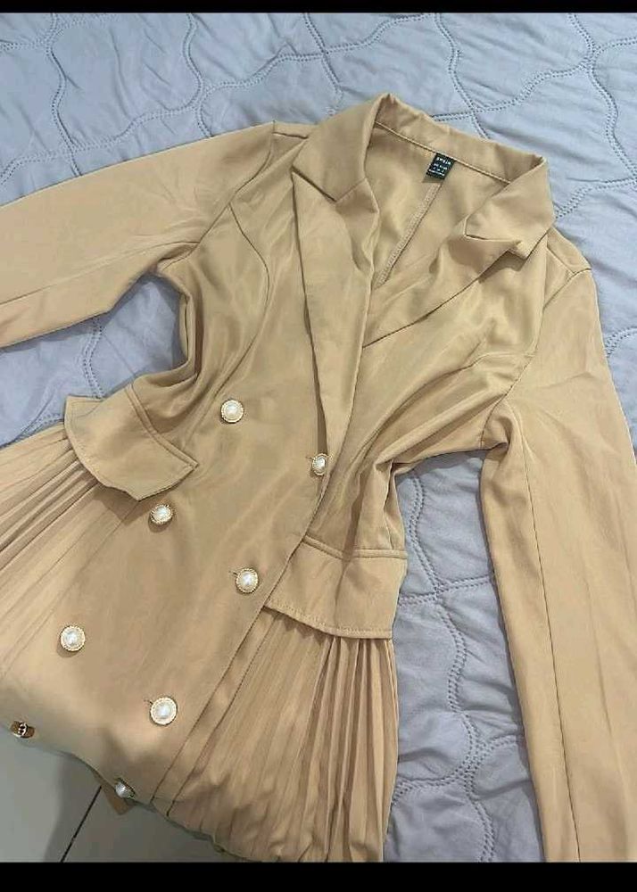 Elegant Beige Blazer Dress