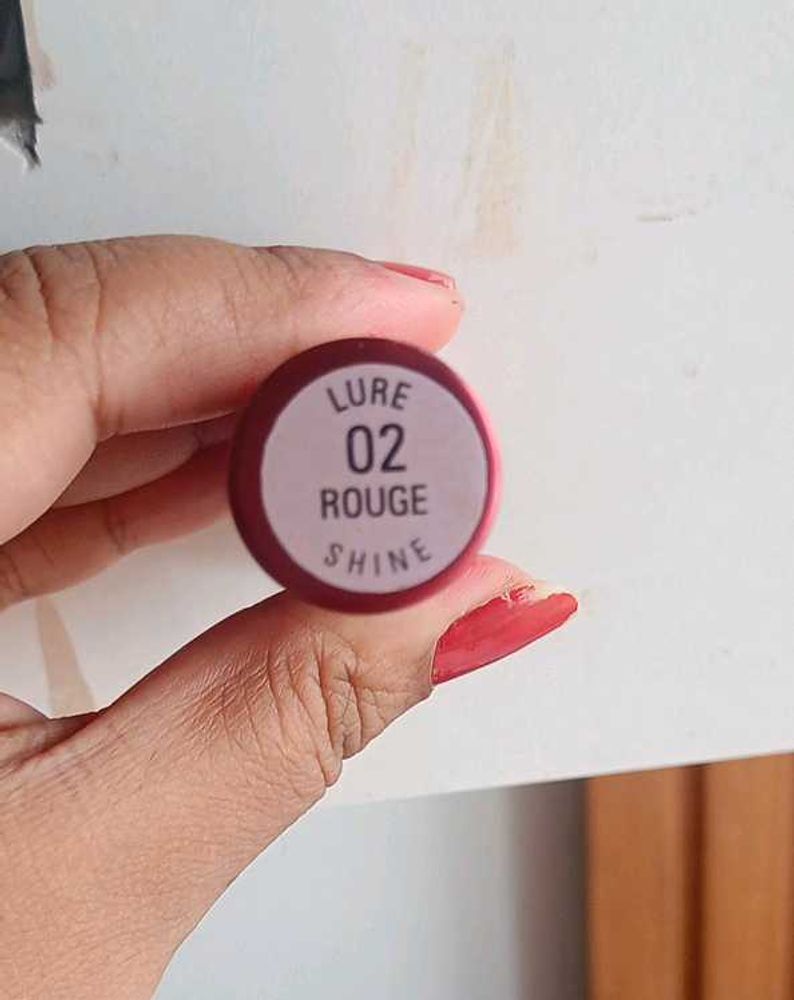 Studiowest Lure 02 Shine Lipstick