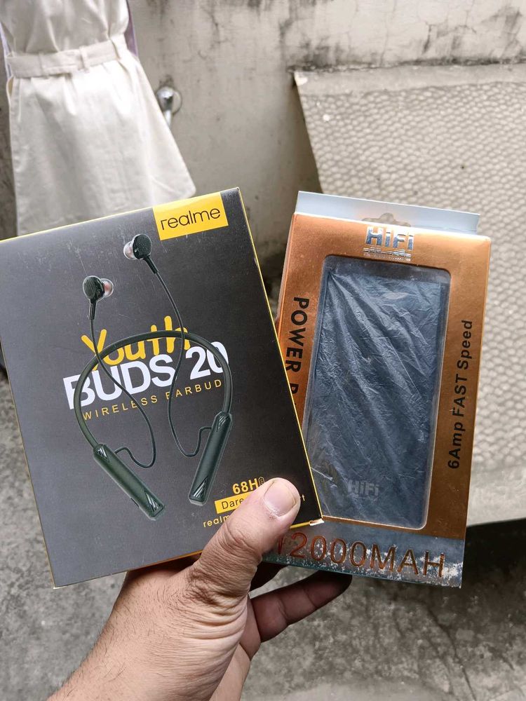 Realme Buds 20 &amp; Power Bank