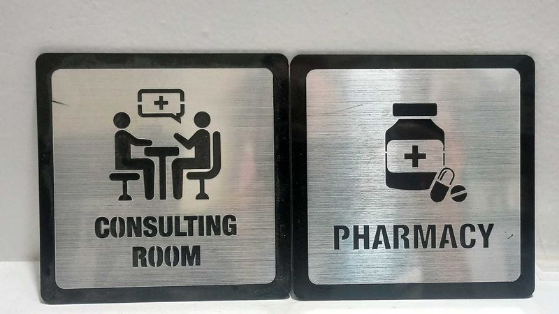 Pharmacy &amp; Consulting Room Signs