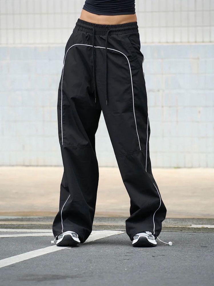 Black unisex Track Pants