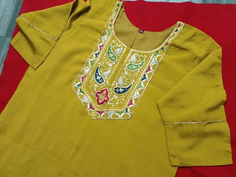 Elegant Embroidered Kurta