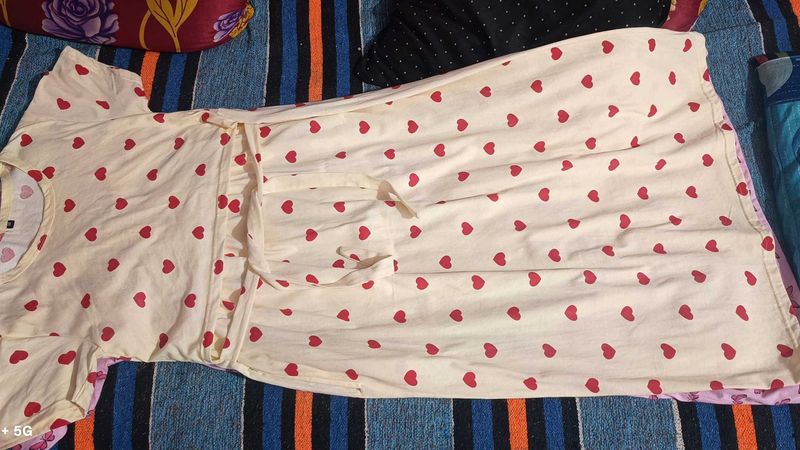 Cute Heart Print Maternity Gown