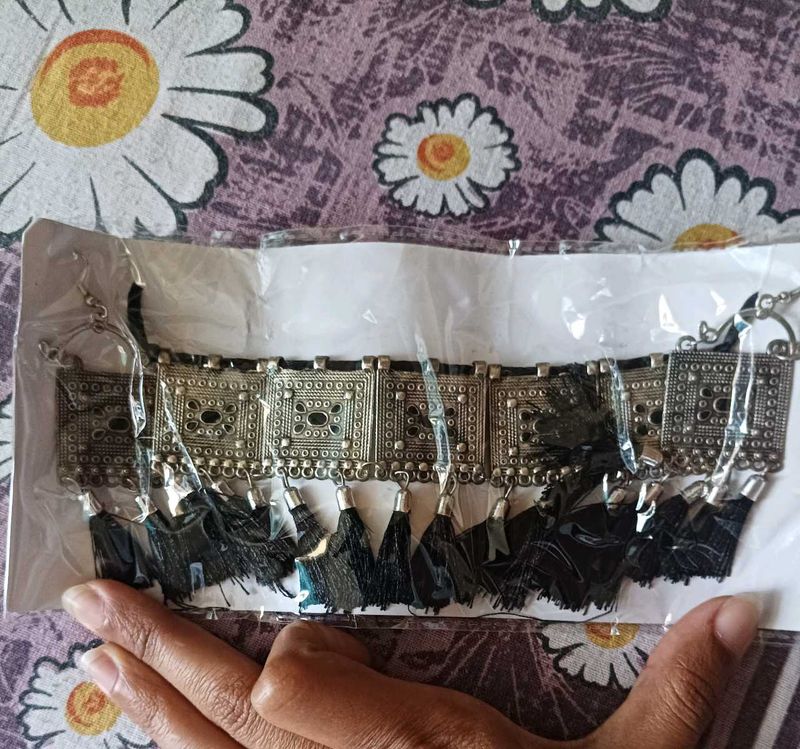 Choker Set