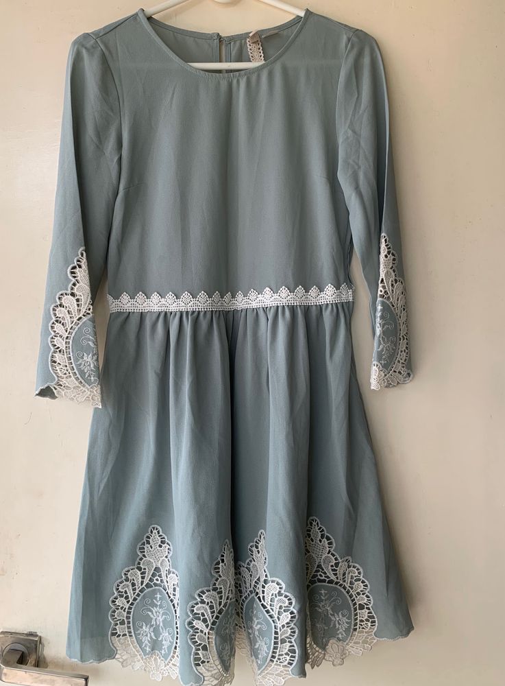 H&amp;m Embrodres Dress
