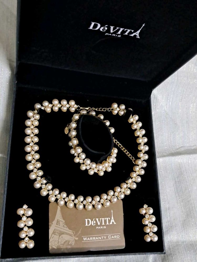 DeVita Paris Jewelry Set