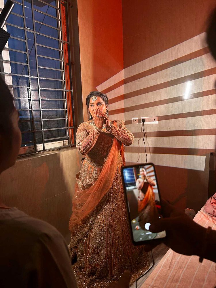 4 Hours Used Heavy Bridal Lehanga