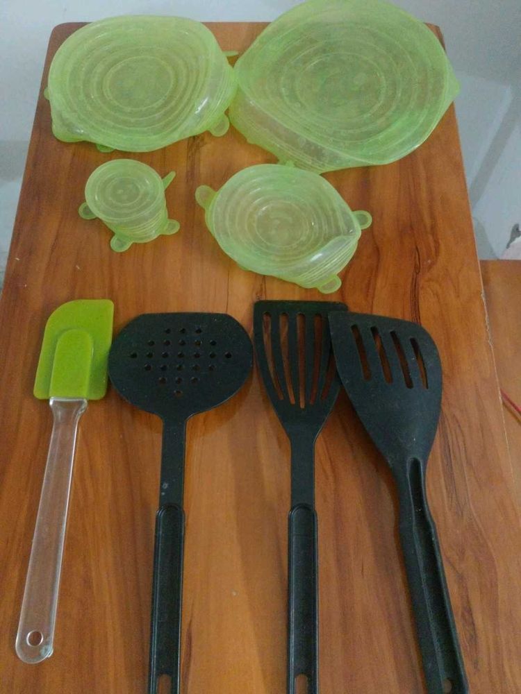 4 Multipurpose Silicon Lids, 3 Cradle, 1 Spatula