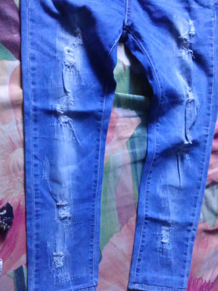 Ripped Slim Fit Jeans
