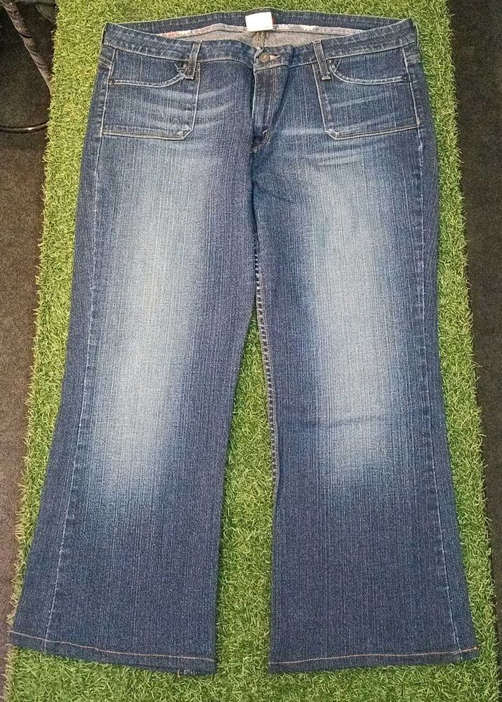 Bootcut Jeans with Front Pockets