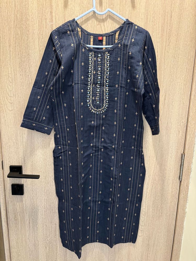 Elegant Blue Kurta Set