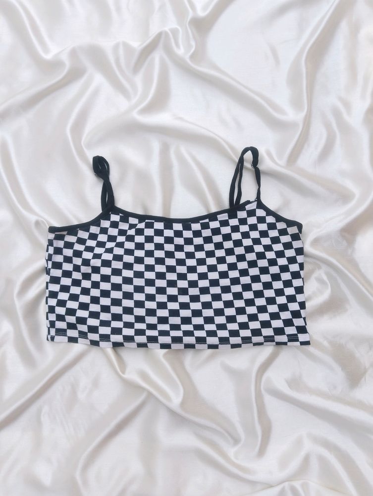 Divided By H&amp;M Crop Top sale🔥
