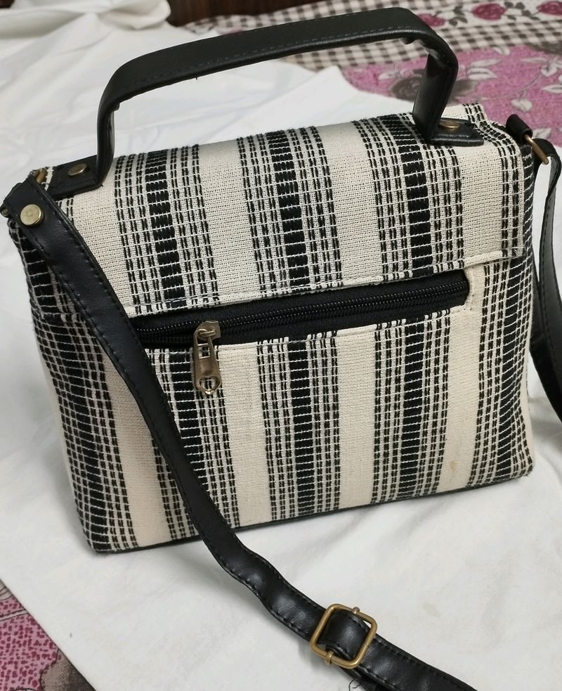 🆕 Beautiful Sling Bag👜..    women, beauty, forever21, handbags, bags, shein,  jaipurjewelry, party wear, Accessories, Zara