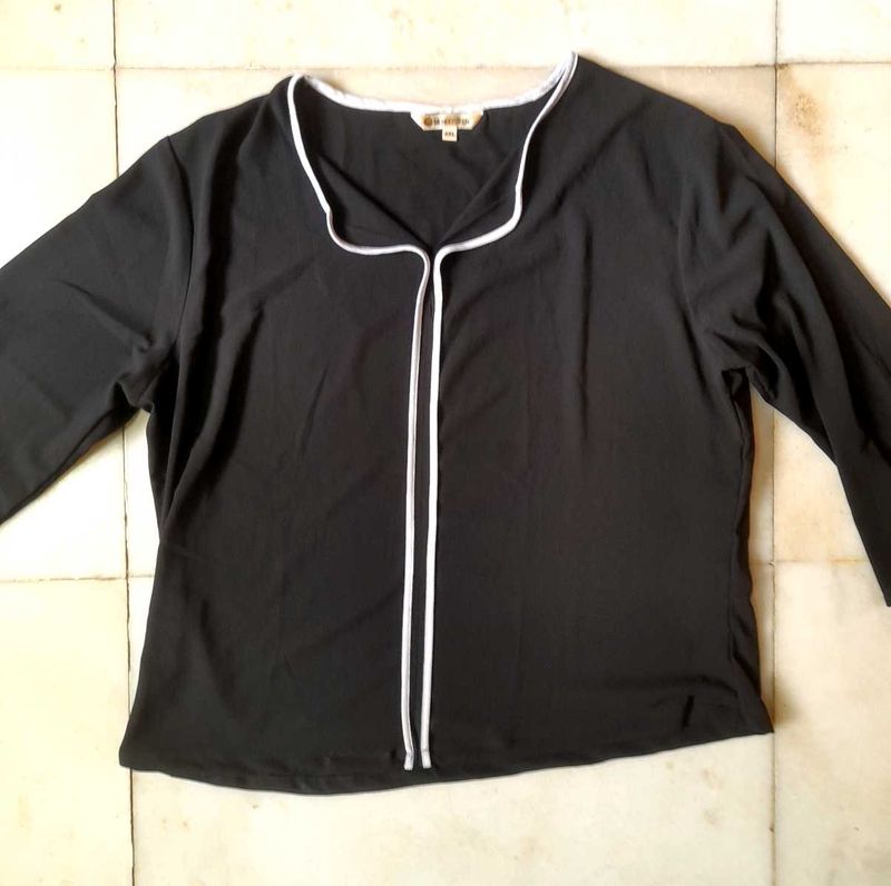 Trendy Black Striped Top XXL- Formal, Party,Office
