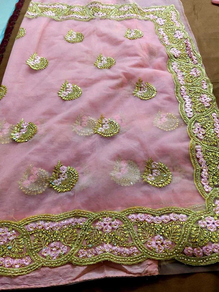 Pink Embellished Saree with blause piece