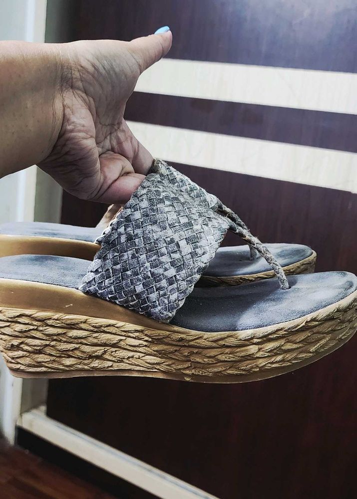 Inc.5 Wedge 41EU