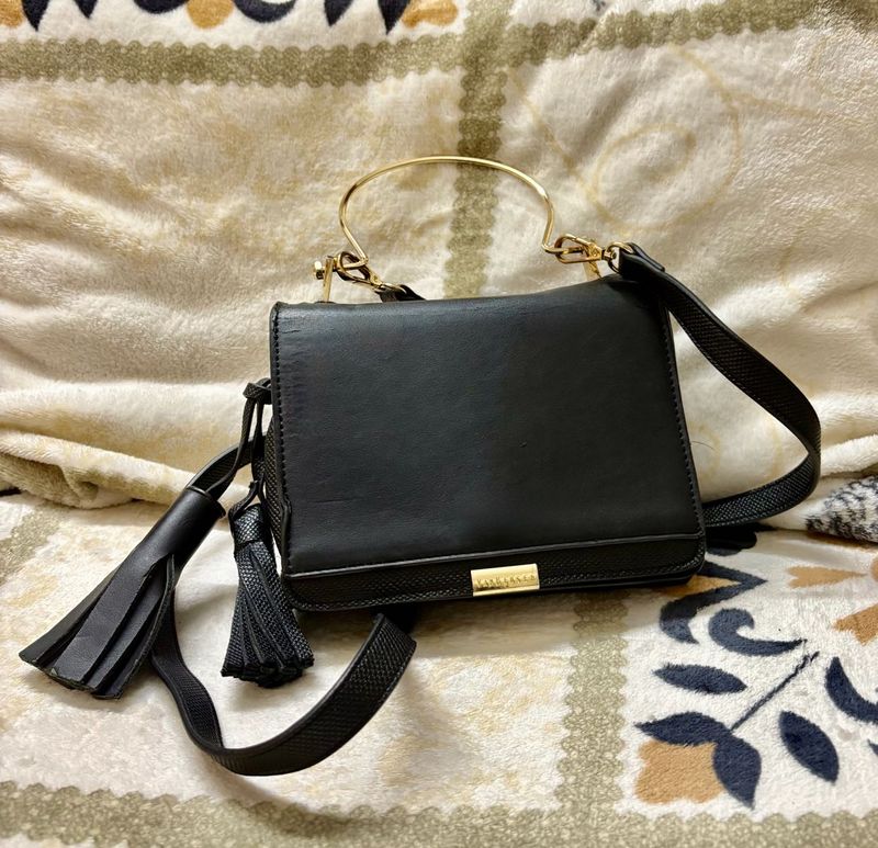 Vanheusen Chic Black Crossbody Bag