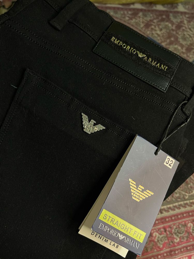 EMPORIO ARMANI Straight Fit Jeans Jet Black