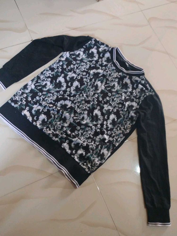 Floral Print Sweatshirt