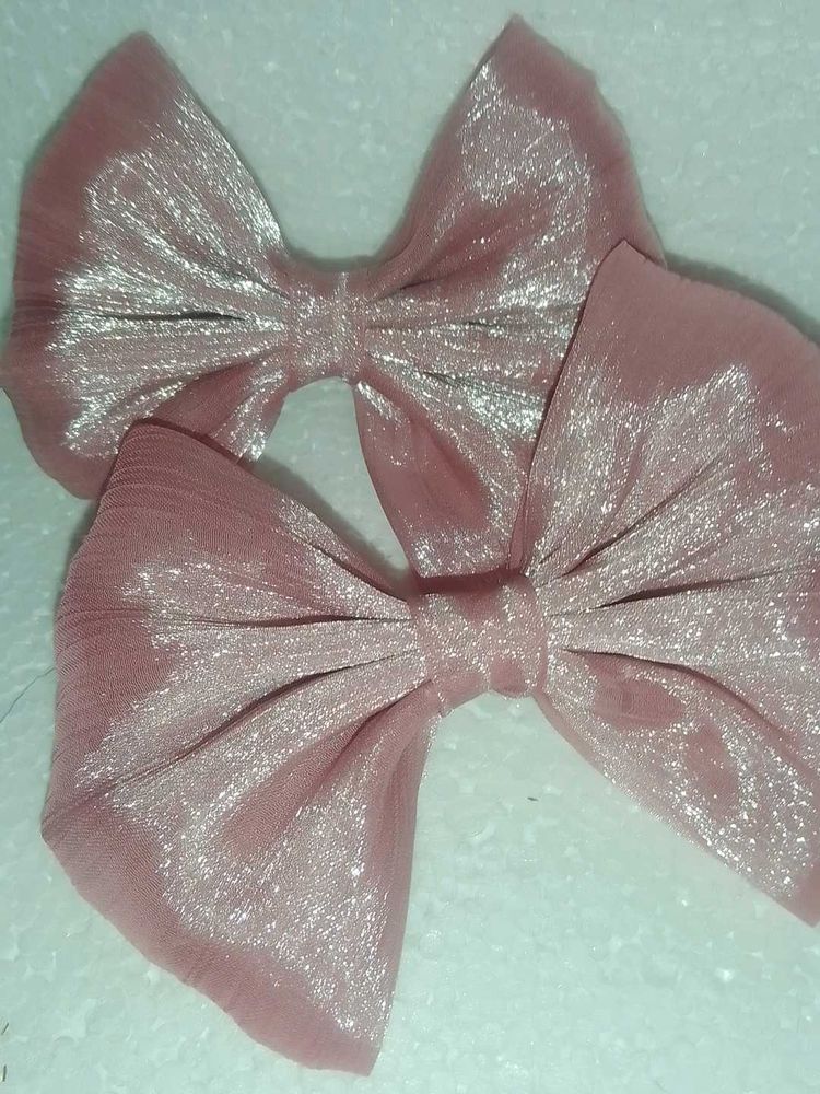Hand Made Scrunchies Bow 🎀