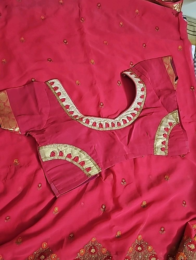 Red Saree With Blouse