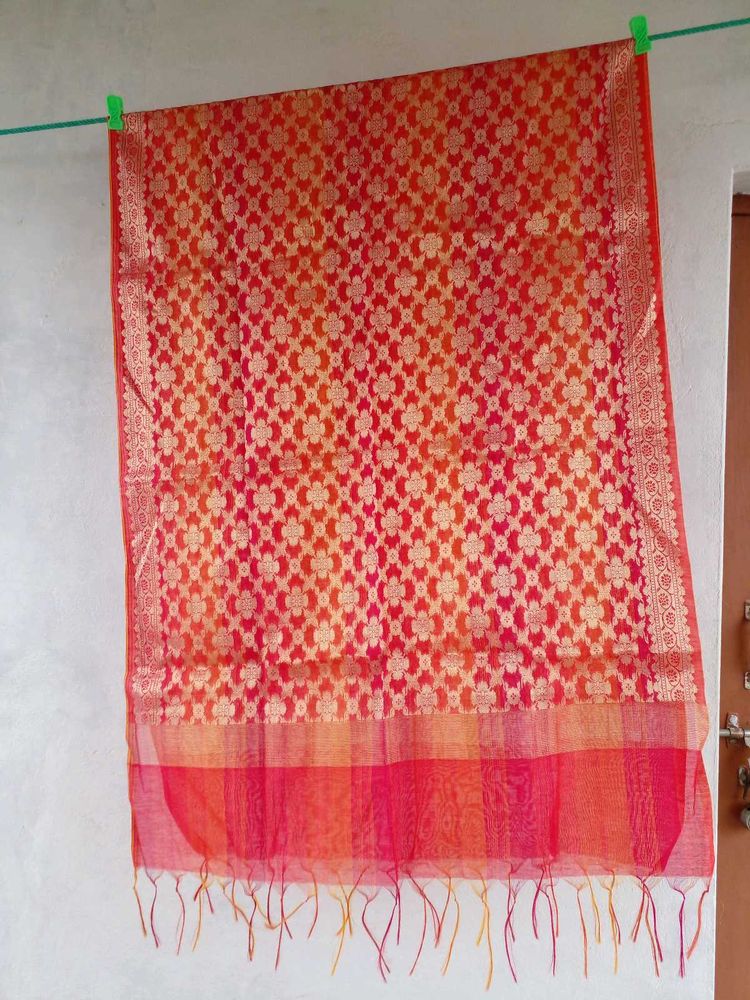 Red &amp; Gold Dupatta