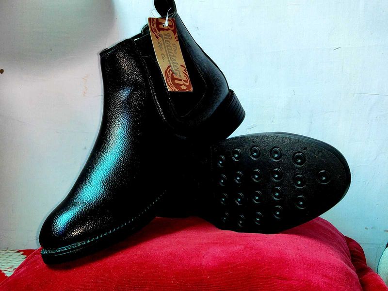 Roadster Myntra Original Chelsea Boots PU Leather